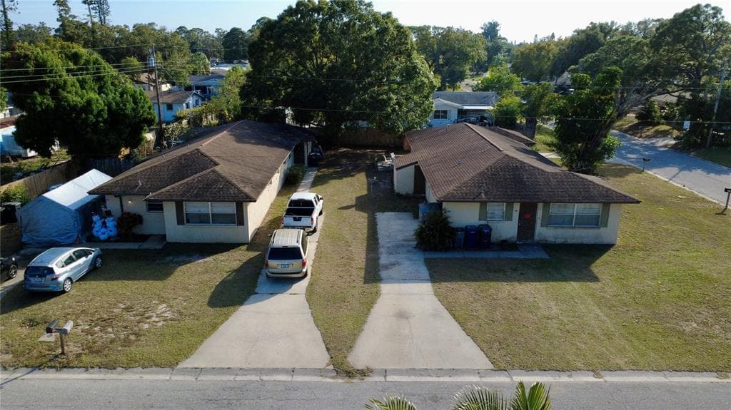 1810 47TH AVENUE DRIVE W BRADENTON, FL 34207