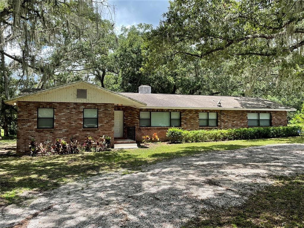 3267 RACKLEY ROAD