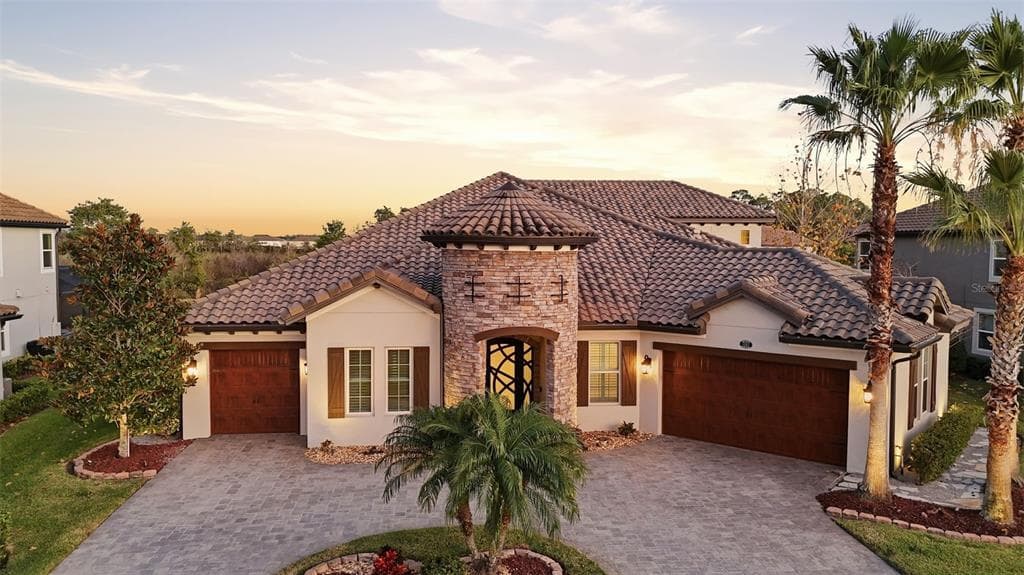 7162 GRAYBROOK DRIVE