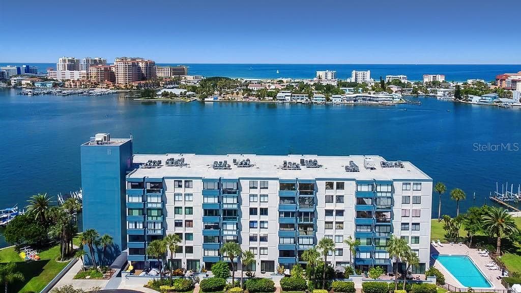 644 ISLAND WAY UNIT 101 CLEARWATER BEACH, FL 33767
