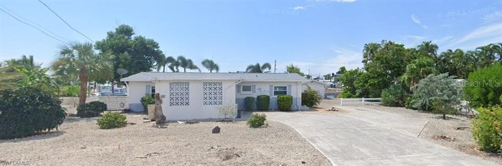 3435 SEA HOLLY LANE ST JAMES CITY, FL 33956