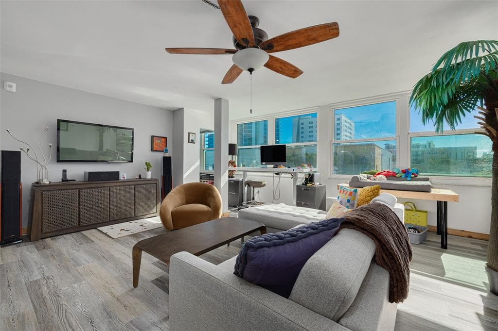841 4TH AVENUE N UNIT 38 ST PETERSBURG, FL 33701