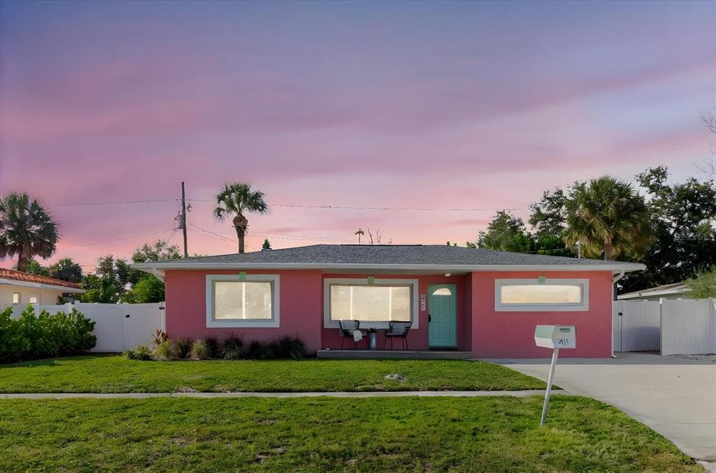 411 87TH AVENUE ST PETE BEACH, FL 33706