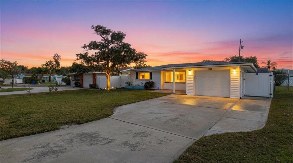 10416 ORANGE BLOSSOM LANE SEMINOLE, FL 33772