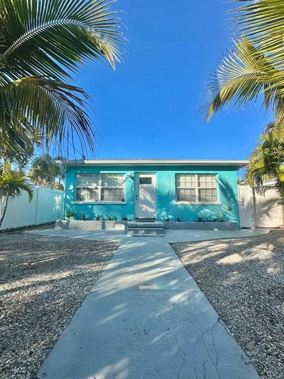 346 BOCA CIEGA DRIVE MADEIRA BEACH, FL 33708