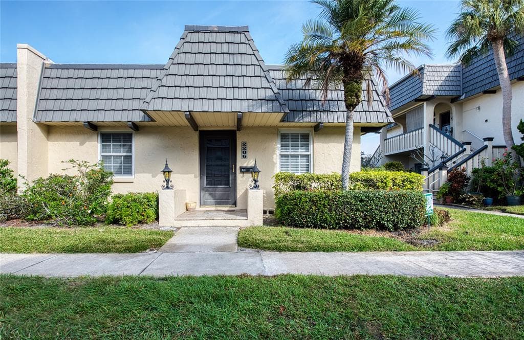 2206 CORDOVA GREEN