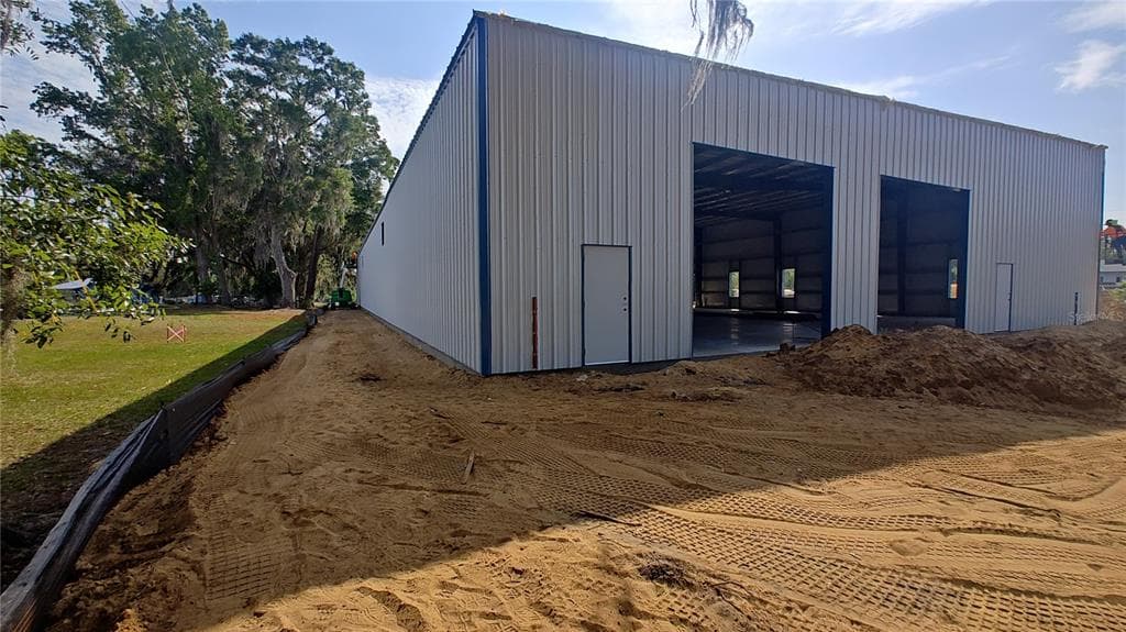 12142 SE COUNTY 484 HIGHWAY