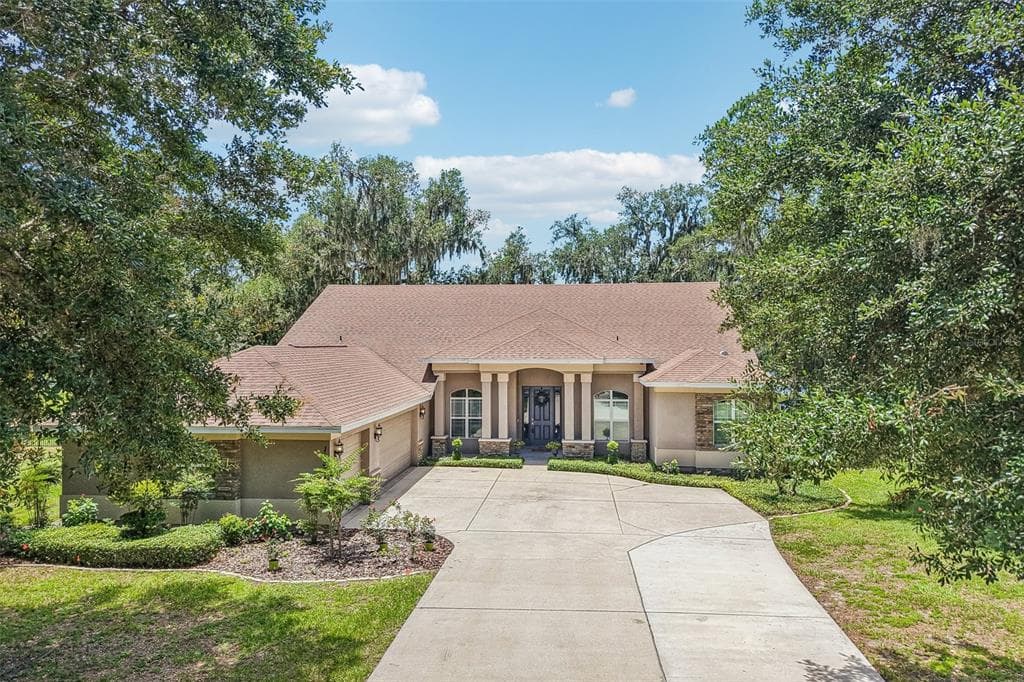 11325 HIDDEN VALLEY LANE RIVERVIEW, FL 33569