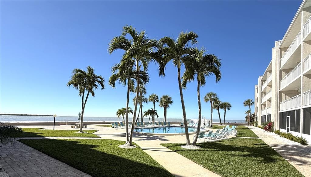 200 1ST AVENUE UNIT 104 ST PETE BEACH, FL 33706