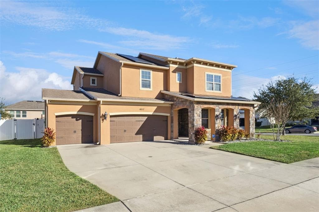 4057 SILK OAK LANE MINNEOLA, FL 34715