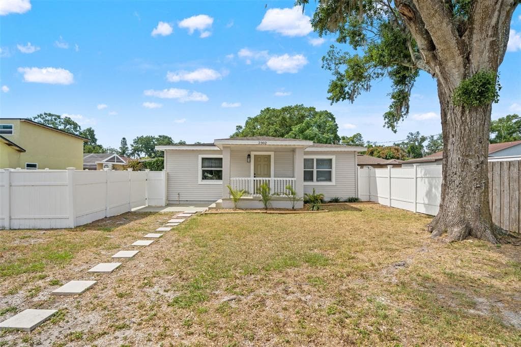 2302 W IDLEWILD AVENUE TAMPA, FL 33603