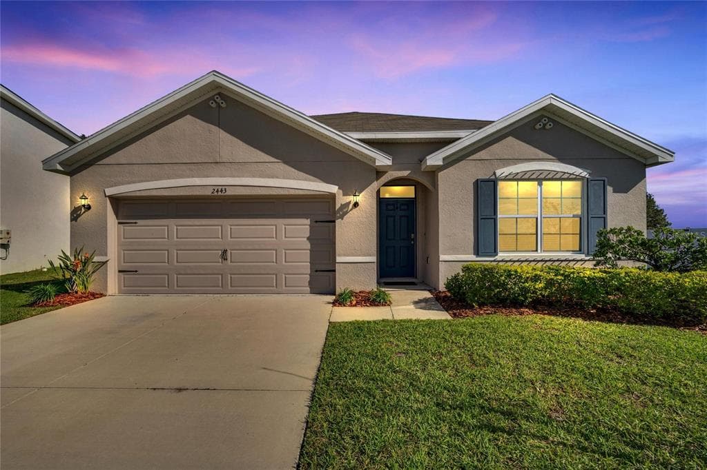2443 MIZNER BAY AVENUE BRADENTON, FL 34208