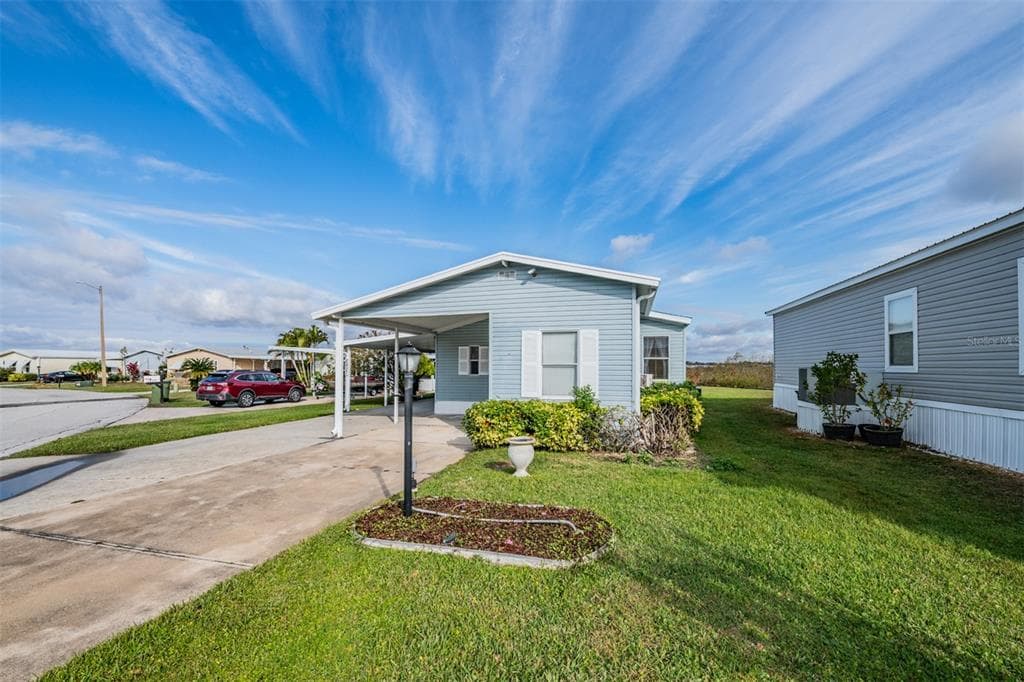 6827 S LAKE HENRY DRIVE NE WINTER HAVEN, FL 33881