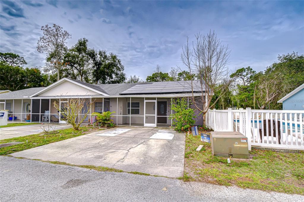 4739 SILVER CIRCLE ZEPHYRHILLS, FL 33541