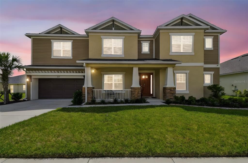 7024 BRADBURY CIRCLE WESLEY CHAPEL, FL 33545