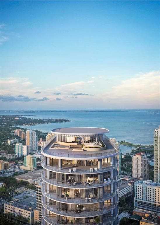 400 CENTRAL AVENUE UNIT 1701 ST PETERSBURG, FL 33701