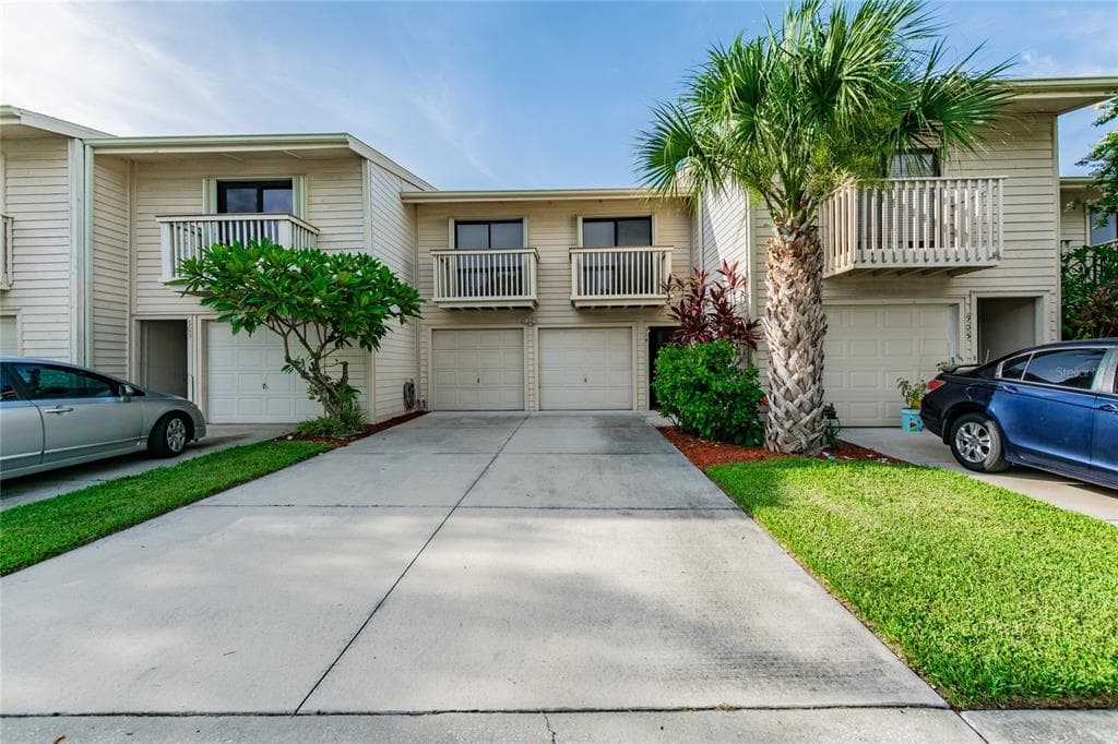 6435 92ND PLACE UNIT 904 PINELLAS PARK, FL 33782