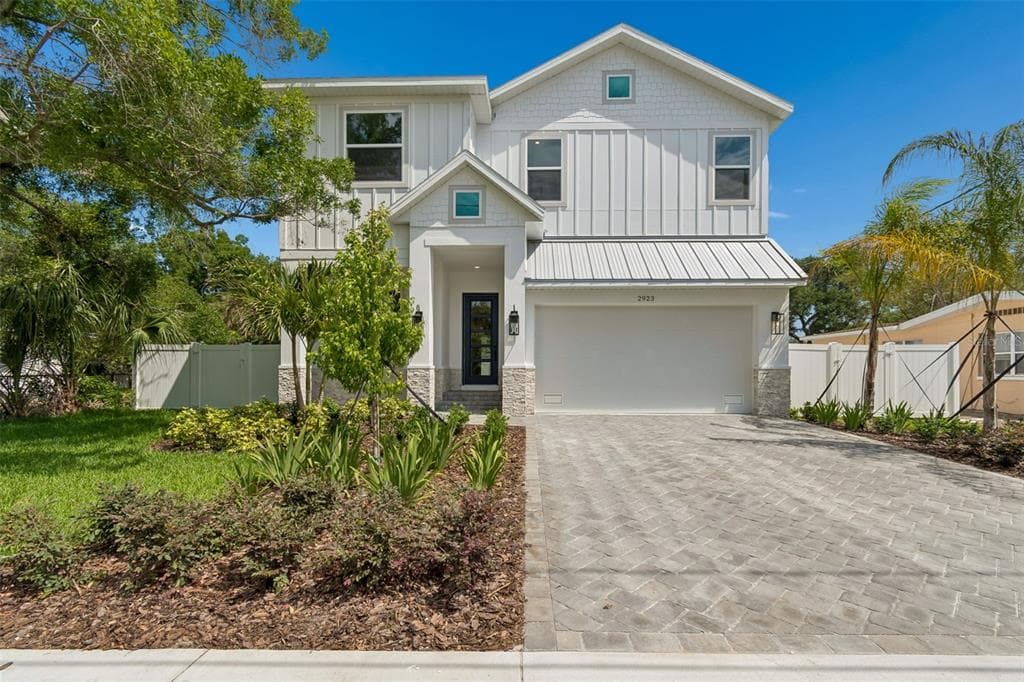 2923 W ELROD AVENUE TAMPA, FL 33611
