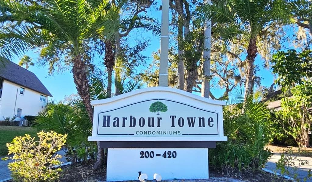 310 BAYSHORE BOULEVARD UNIT 104 CLEARWATER, FL 33759