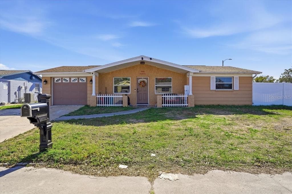 3208 KILBURN ROAD HOLIDAY, FL 34691