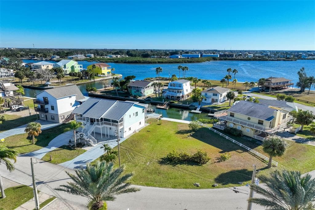 6424 DRIFTWOOD DRIVE HUDSON, FL 34667