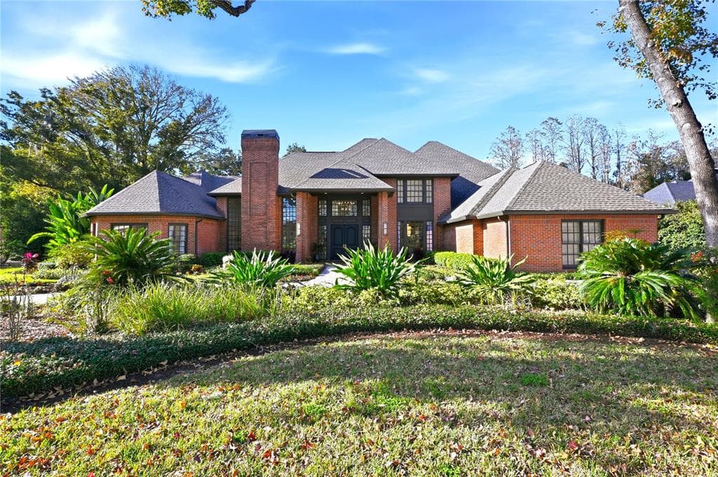 16502 MILLAN DE AVILA TAMPA, FL 33613