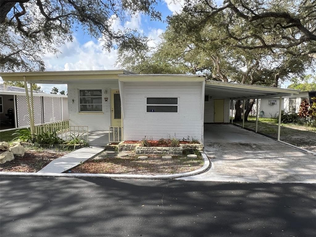 20000 US HIGHWAY 19 N UNIT 607 CLEARWATER, FL 33764