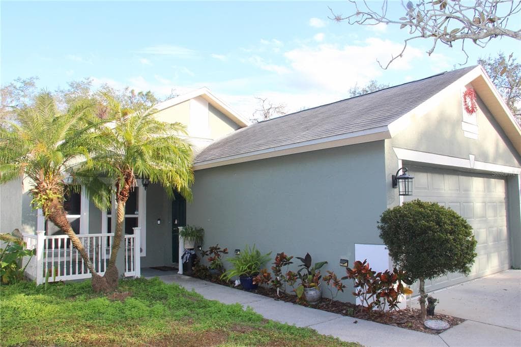 5825 MEADOWPARK PLACE LITHIA, FL 33547
