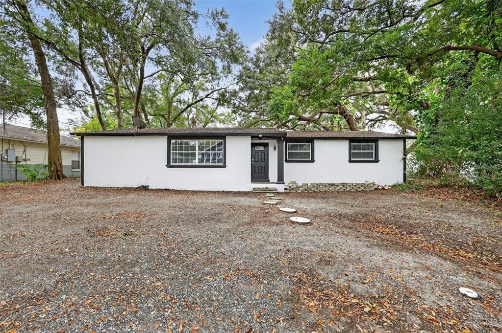 709 E CRENSHAW STREET