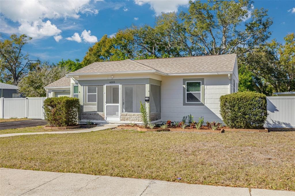 6103 6TH AVENUE N ST PETERSBURG, FL 33710