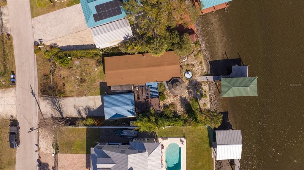 9922 ALAVISTA DRIVE GIBSONTON, FL 33534