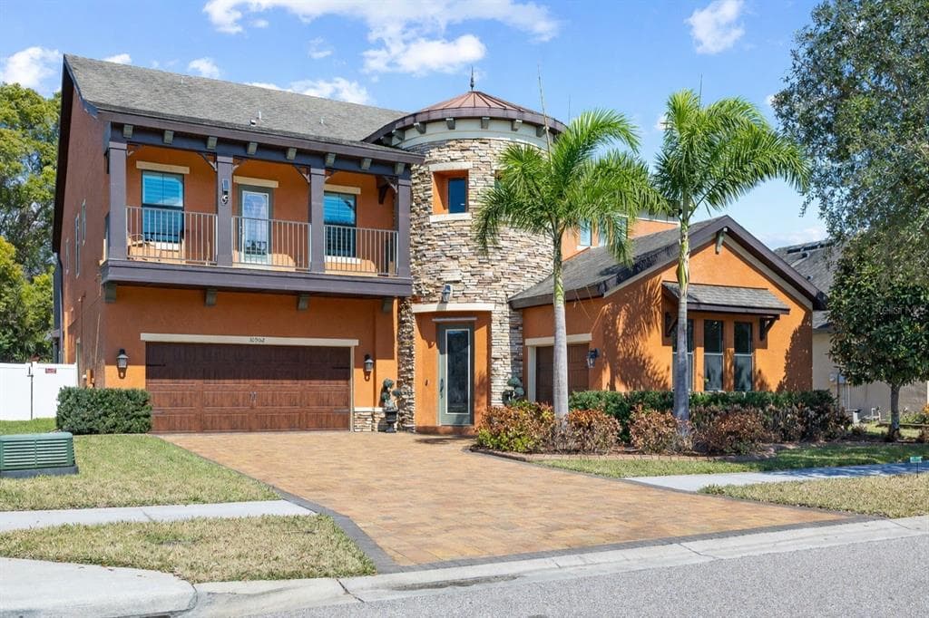 10902 CHARMWOOD DRIVE