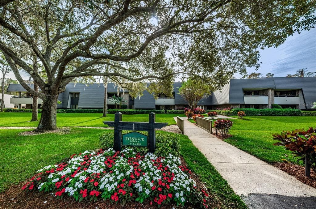 36750 US HIGHWAY 19 N UNIT 5-104
