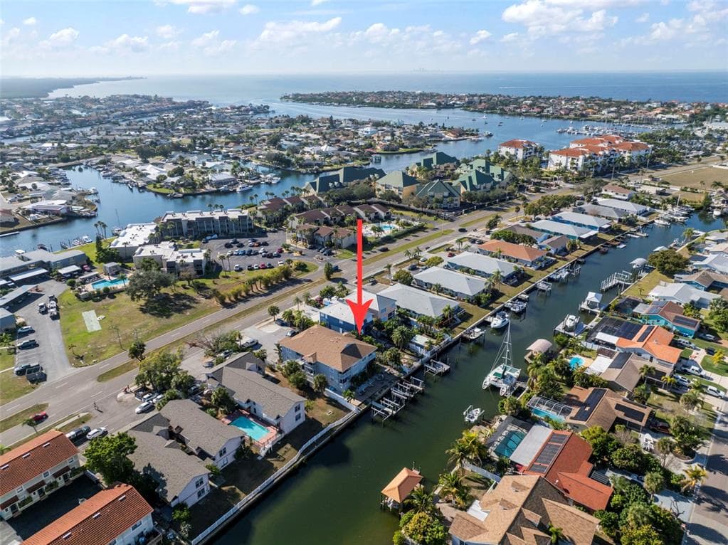 1013 APOLLO BEACH BOULEVARD UNIT 203 APOLLO BEACH, FL 33572