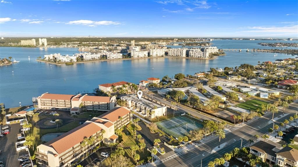 301 87TH AVENUE UNIT 204 ST PETE BEACH, FL 33706