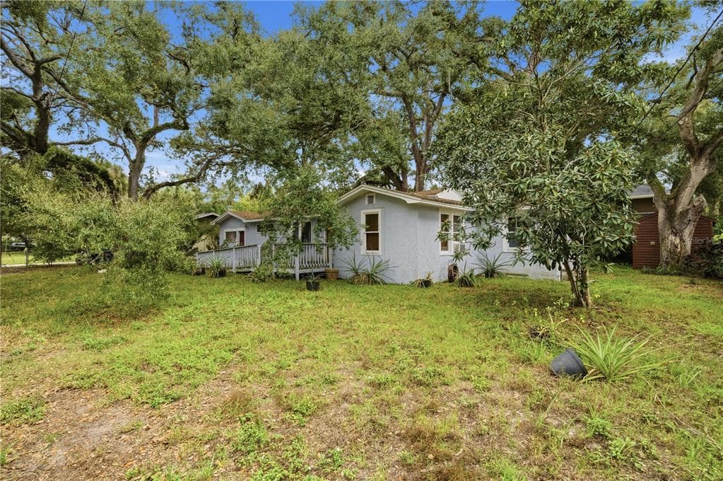 3204 W VILLA ROSA STREET TAMPA, FL 33611