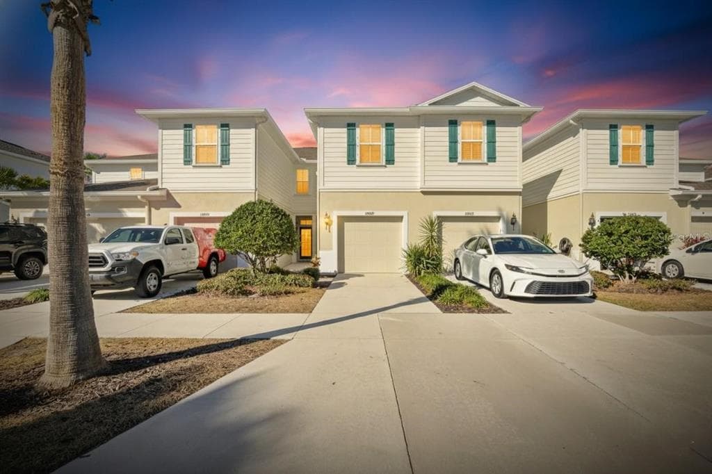 10808 VERAWOOD DRIVE RIVERVIEW, FL 33579