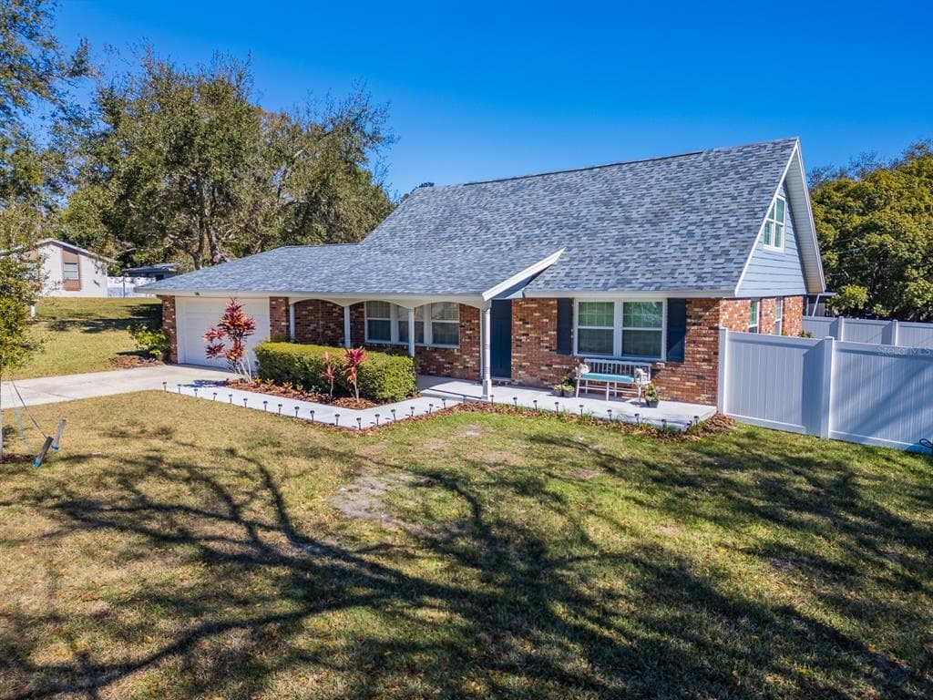 1241 S HERCULES AVENUE CLEARWATER, FL 33764