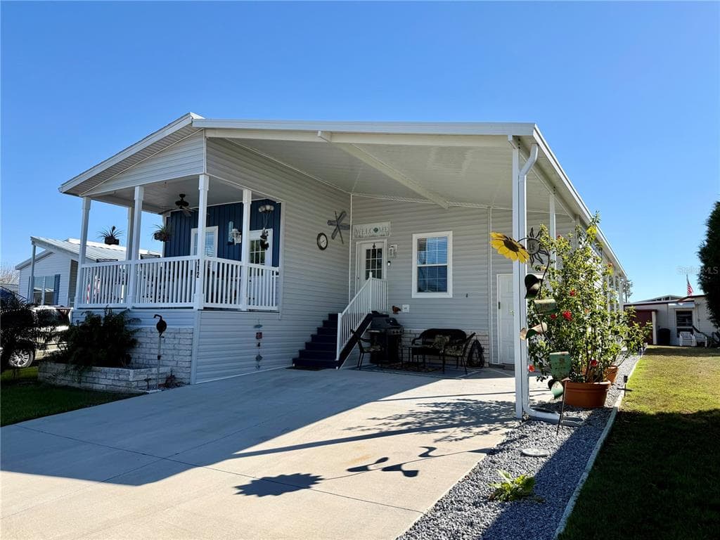 9790 66TH STREET N UNIT 112 PINELLAS PARK, FL 33782