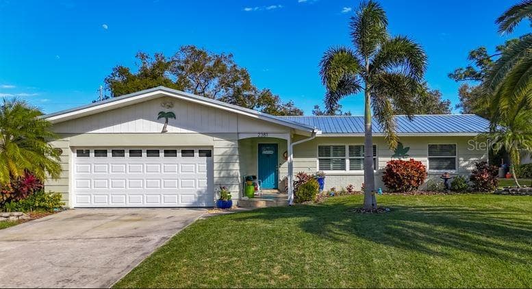 2381 SARAZEN DRIVE