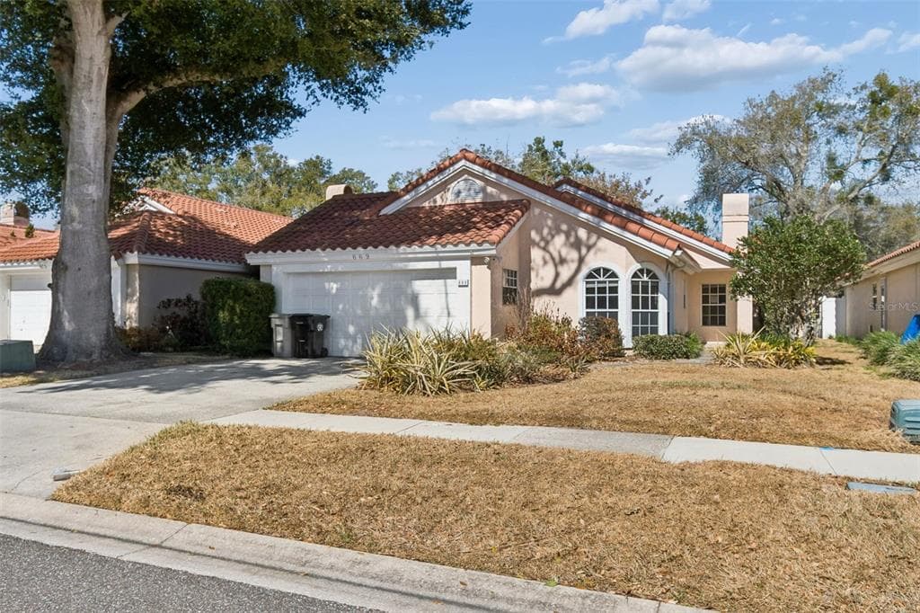 669 VIA MILANO APOPKA, FL 32712