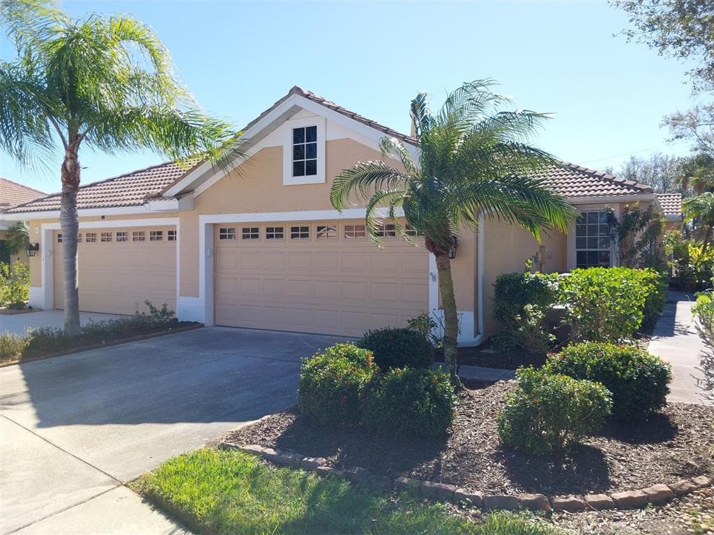5641 HIDDEN OAK COURT