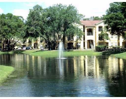 5616 PINNACLE HEIGHTS CIRCLE UNIT 304 TAMPA, FL 33624