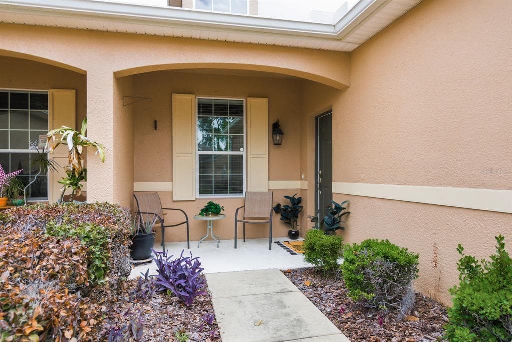 2211 BARRACUDA COURT HOLIDAY, FL 34691