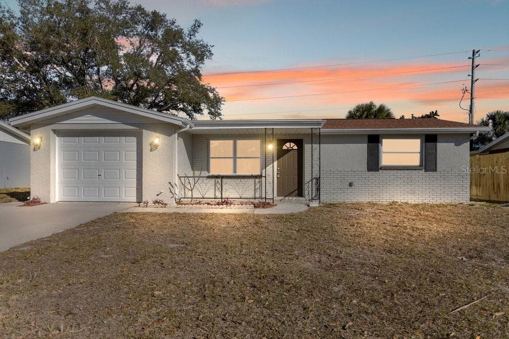 7605 FOX HOLLOW DRIVE PORT RICHEY, FL 34668