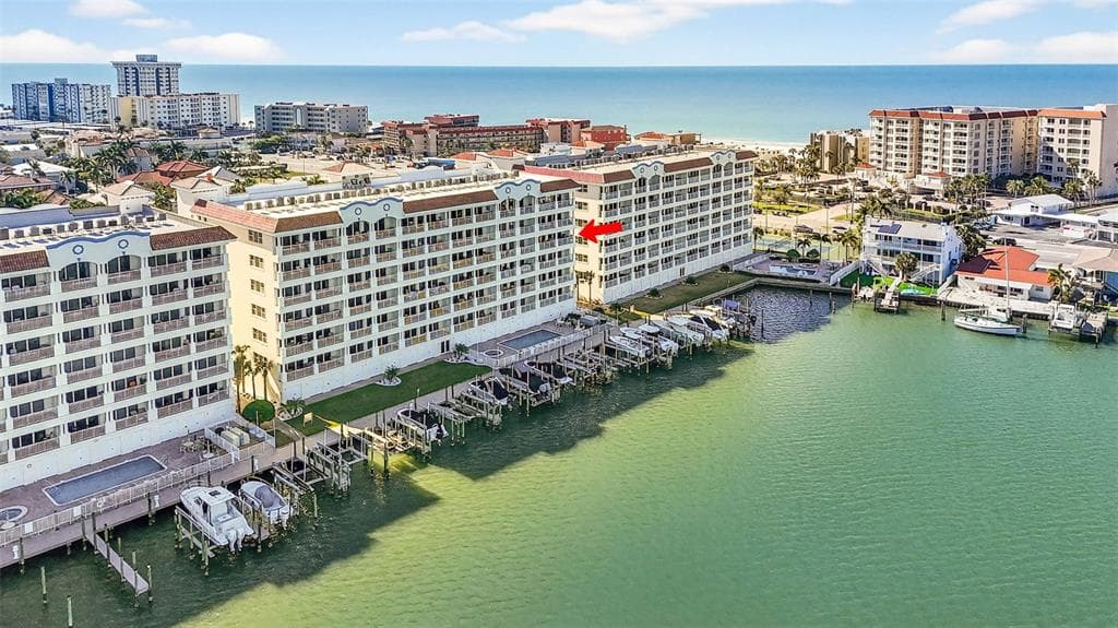 17717 GULF BOULEVARD UNIT 401 REDINGTON SHORES, FL 33708