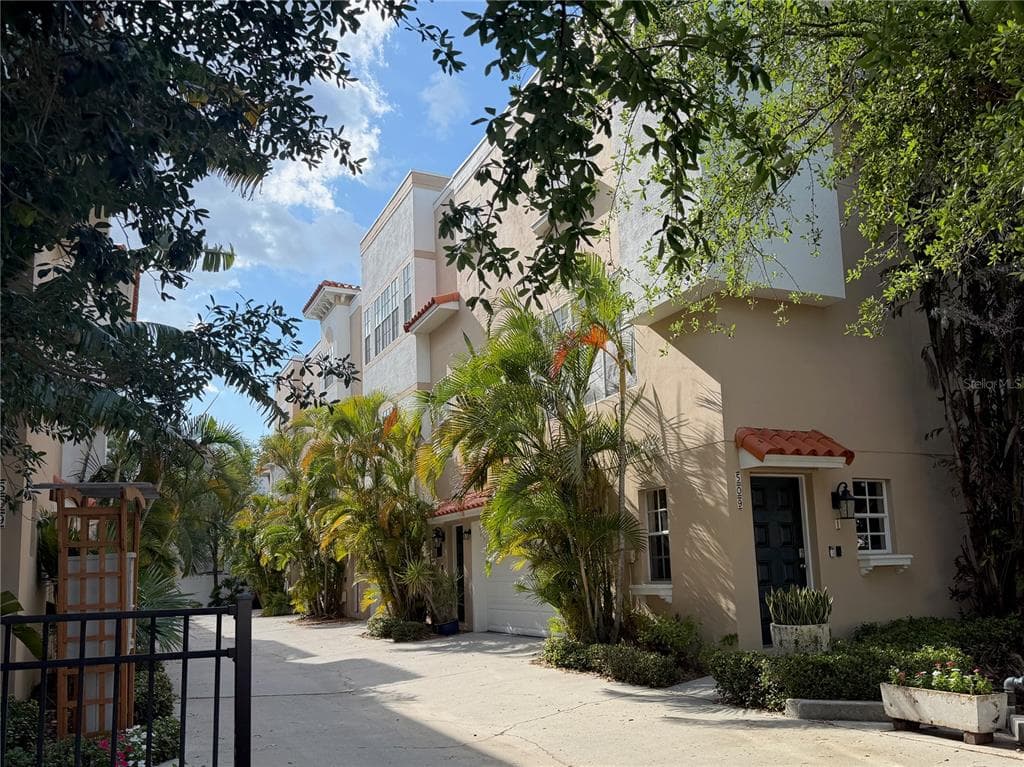 509 S MATANZAS AVENUE UNIT 3