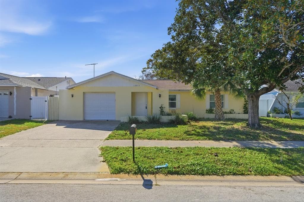 12815 129TH TERRACE LARGO, FL 33774