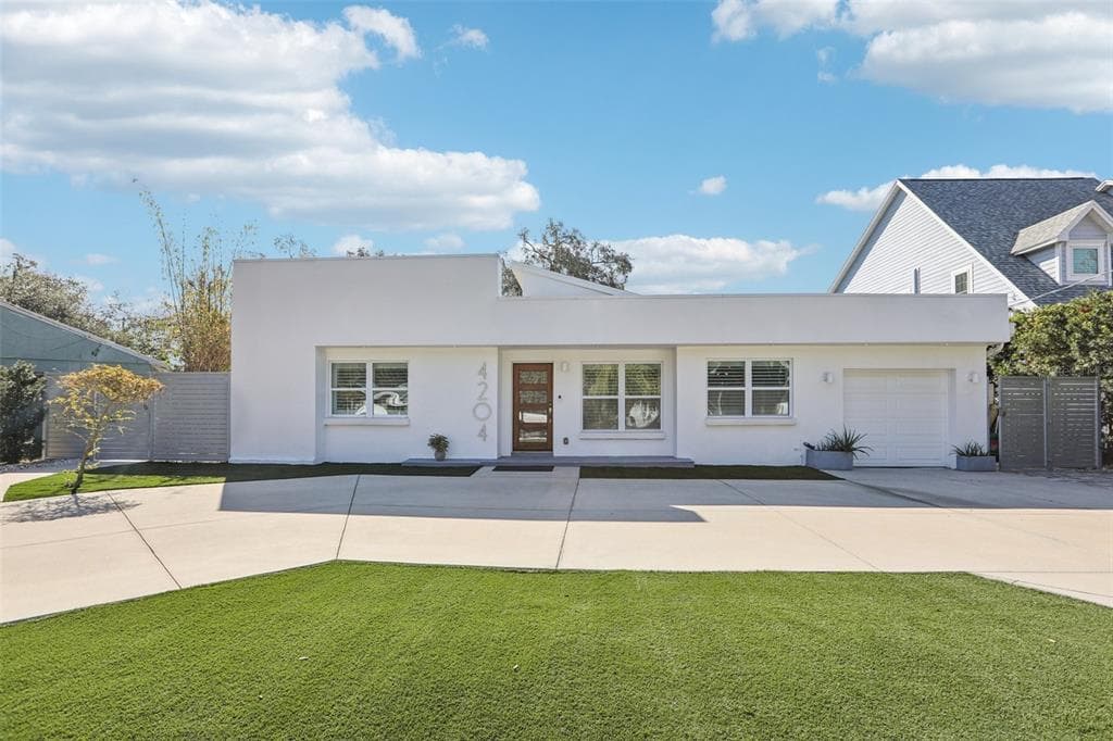 4204 W JETTON AVENUE TAMPA, FL 33629