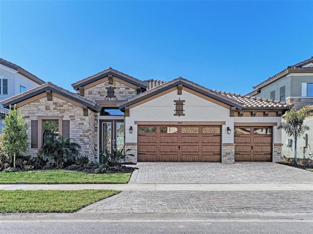 14867 RIDER PASS DRIVE LITHIA, FL 33547